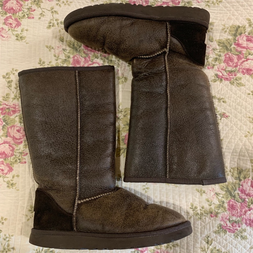 Ugg Classic Tall Leather Bomber Boots - Size 7